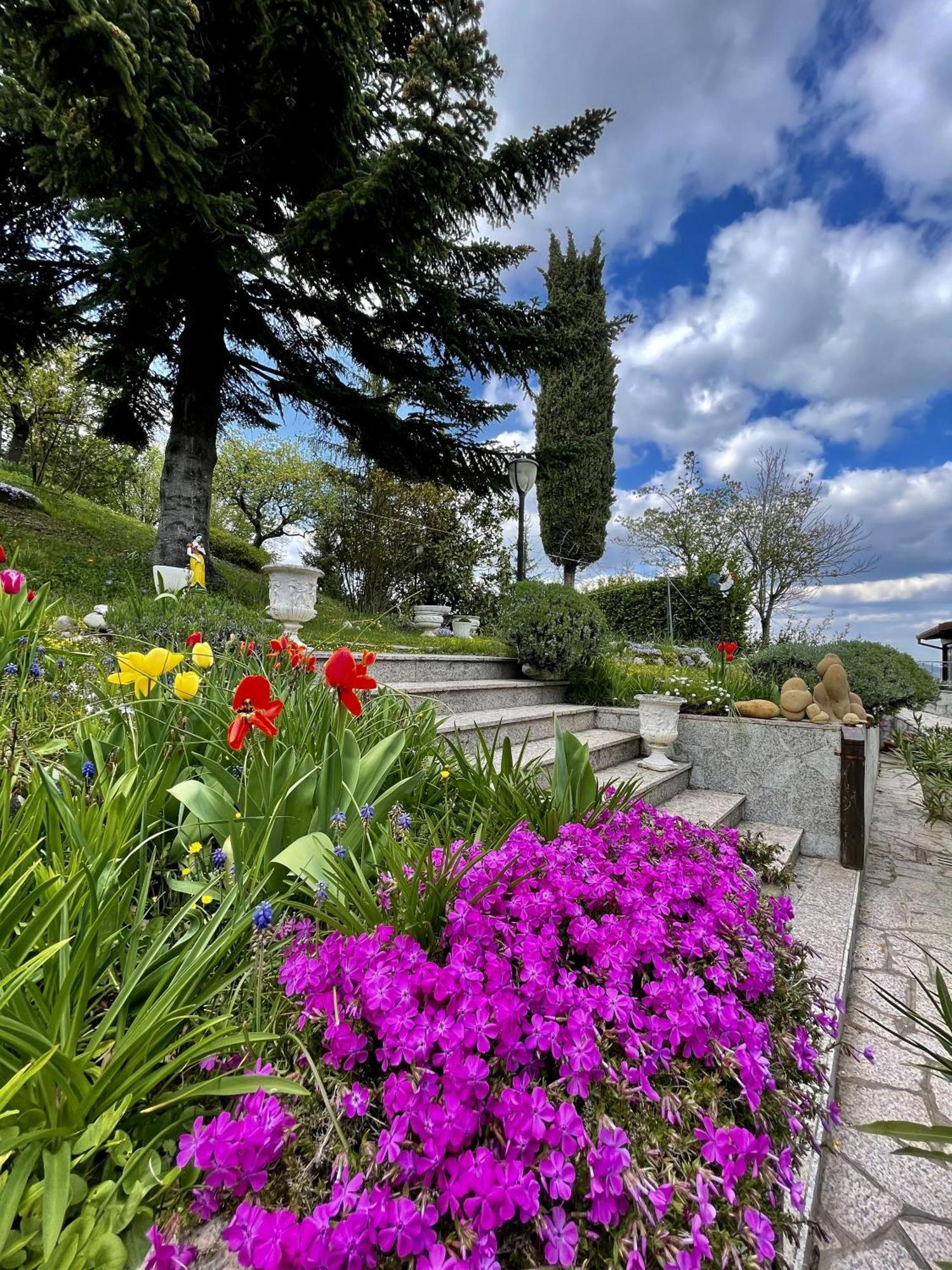 Mazzetti Country House-Vita In Campagna Con Giardino Vimignano-Chiesa Dış mekan fotoğraf